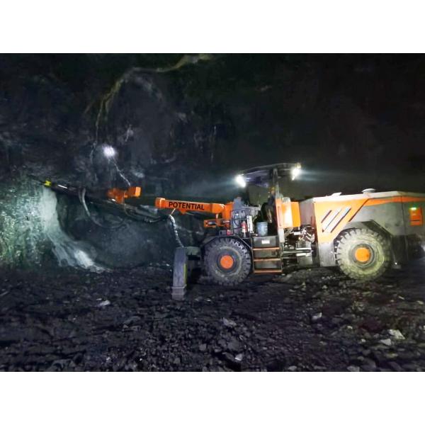 Quality Articulated Chassis Structure Heavy Duty Drilling Equipment Drilling Speed 0.8 - 2m/min wholesale