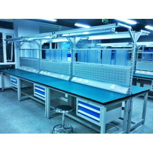 Customized Warehouse Garage Industrial Work Table With Led Tube Overhead