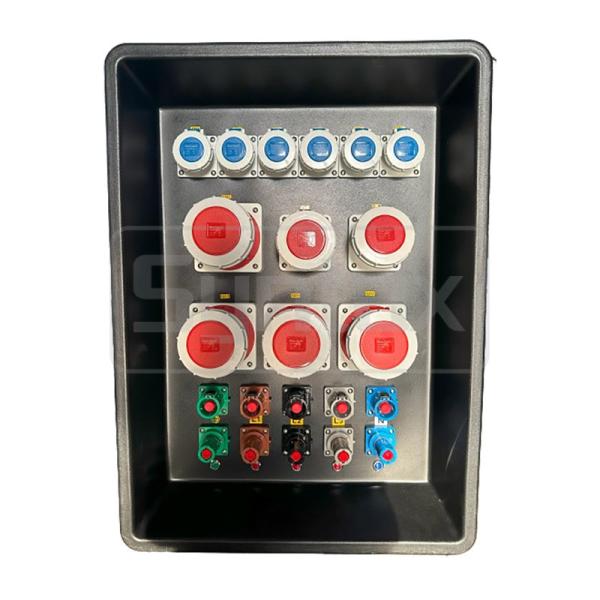 Syntax MD4 Three Phase 400A Power Distribution Box Durable HDPE IP67 For Qatar