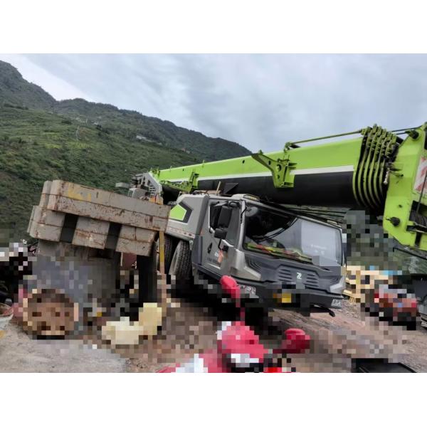 Quality 2019 Years Zoomlion Mobile Crane 80 Tons With Five-Arm Crane Jib wholesale