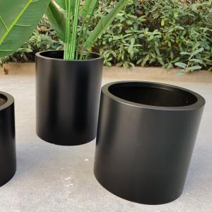 Different heights and sizes modern metal garden planter black small flower pot