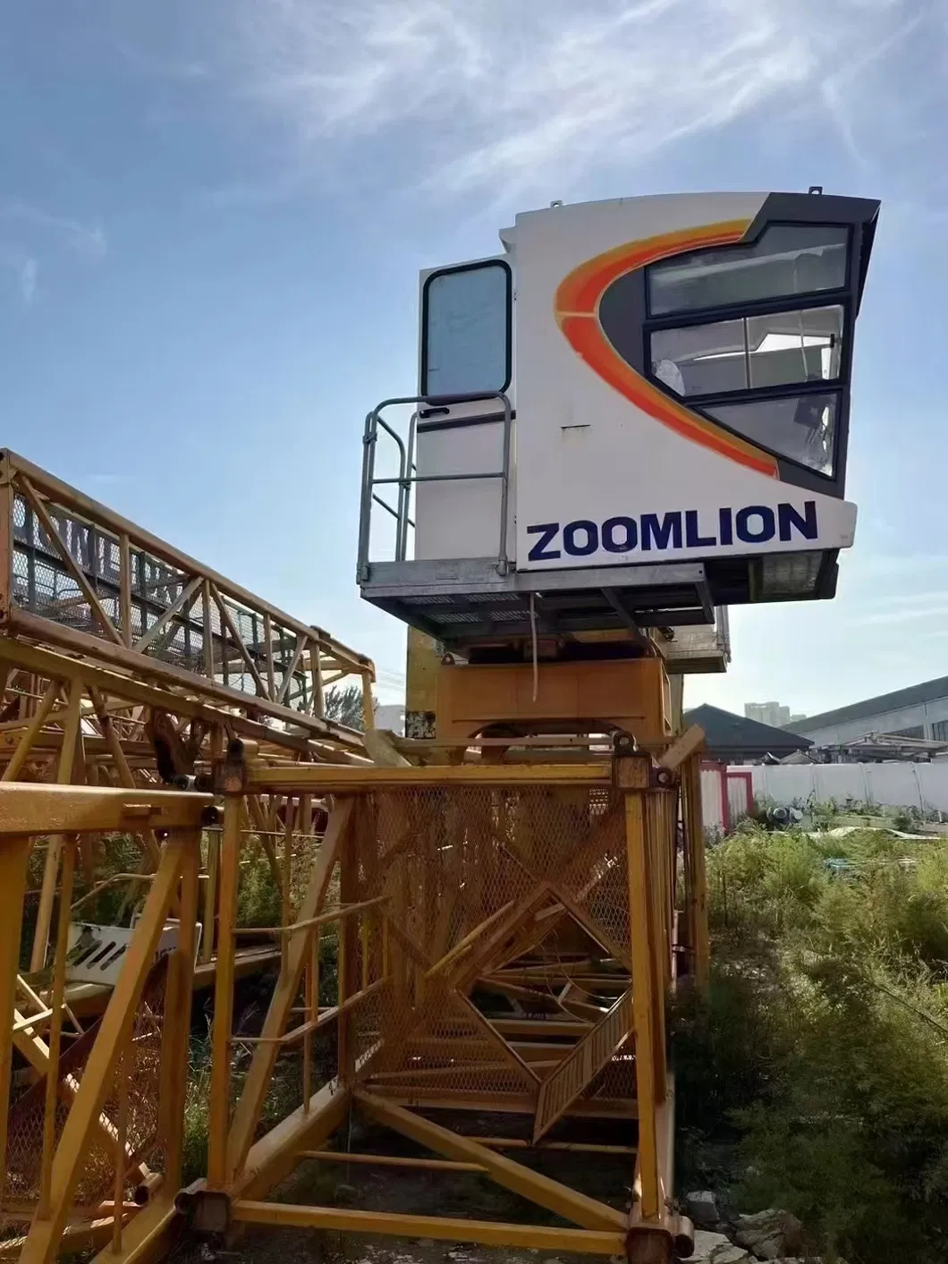 Assembly Easy to Transport Zoomlion Wa7525-16D High-Performance Tower Cranes