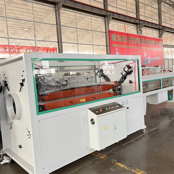 PE Tube Making Machine 90kw Plastic Drainage Pipe Extrusion Line