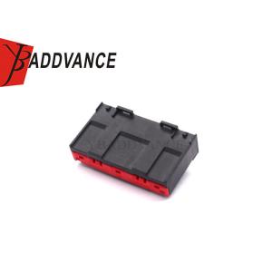 15422577 1.5/6.3mm(060/250) Series 7 Pin Black Automobile Female Unsealed