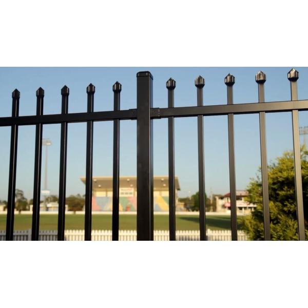 China Garrison Fence Supplier Stain BLACK 40MM X 40MM RAIL ,25MM X 25 SPEAR TOP 65mm x 65mm x 3000 post