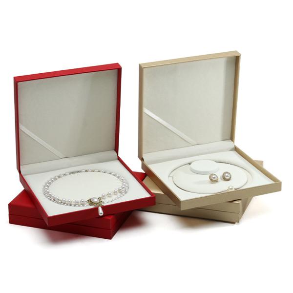 Quality Tasteful Multi-Function PU Leather Jewelry Packaging Organizer for Pearl Pendant wholesale