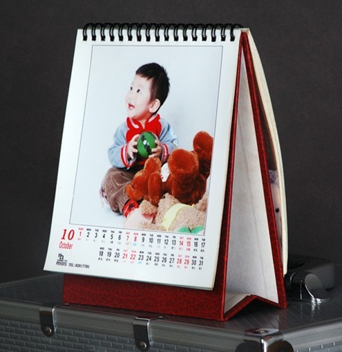 Quality factory wholesale custom high quality paper year calendar, kids pictures calendar, glossy paper calendar wholesale