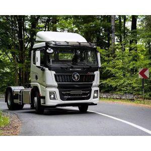 SHACMAN X5000 Tractor Head with 400L Fuel Tank 12R22.5 Tires and WEICHAI Engine