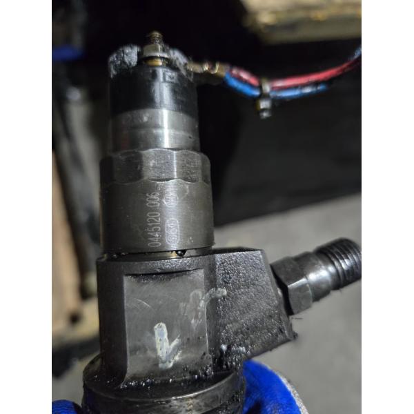 Quality Bosch 0445120006 0 445 120 006,ME355278 Mitsubishi injector core wholesale