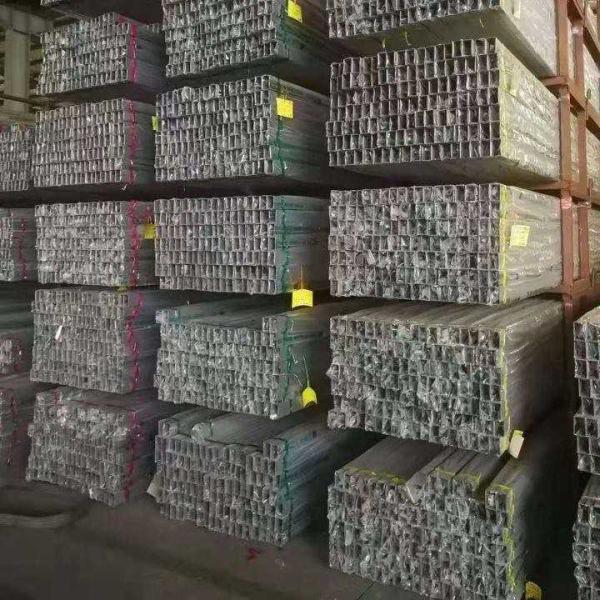 Quality A554 TP304L Stainless Steel Rectangular Pipe 1.5mm Thickness wholesale