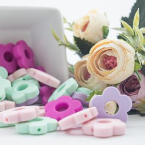 Flower Holes Silicone Teething Bead 4.5cm For DIY Pacifier Clip Chew Necklace