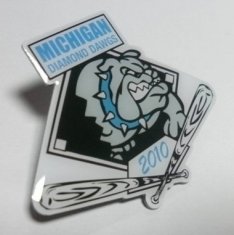 Cheap Custom design brass / aluminum laser engraving lapel pin badge for sale