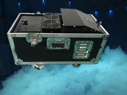 Quality Panel Control Stage Fog Machine 1800 Watt Circulatory Spraying For Disco / Bars wholesale