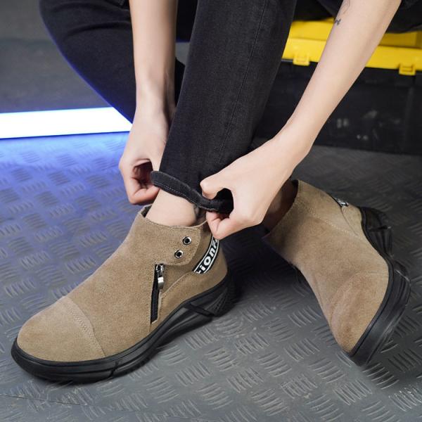 Quality Rubber Sole Safety Shoes for Unisex Suede Work Boots in Industrial Settings wholesale