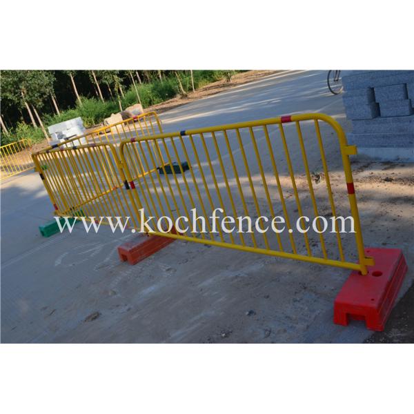 Customized Crowd Control Barricades For Sporting Events Removable Spray Paint