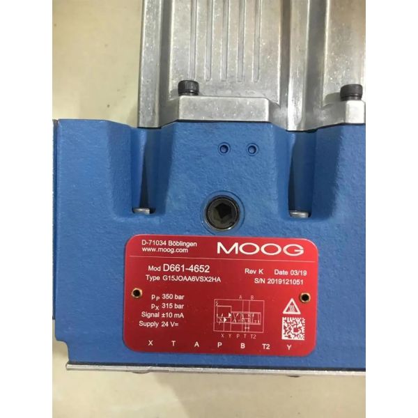Original MOOG Servo Valve with 1500-2500 rpm Speed Range 5 Days Delivery and One