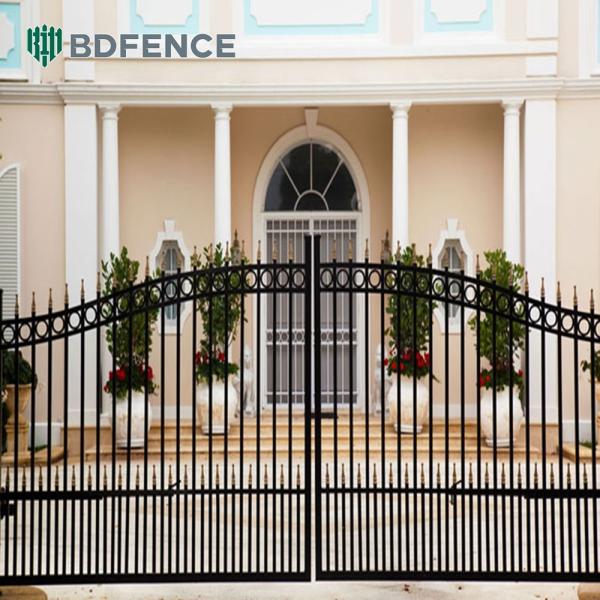Quality Robust Tubular Steel Fence Heavy-Duty Construction wholesale