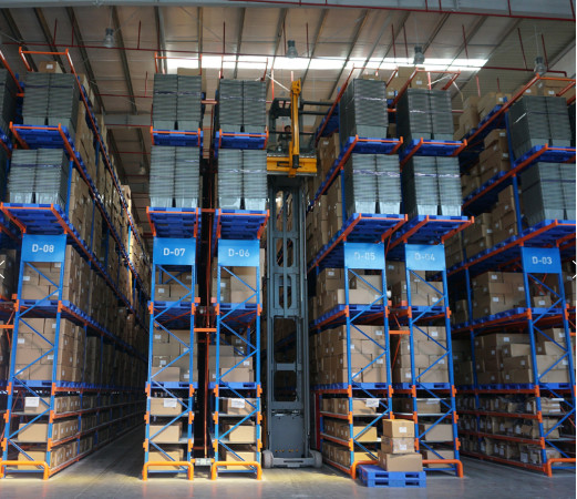 Adjustable Shelf Height Industrial Pallet Racks Heavy Duty Custom Size