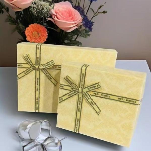 Valentine's Day jewelry boxes with Korean style design featuring long strip bows