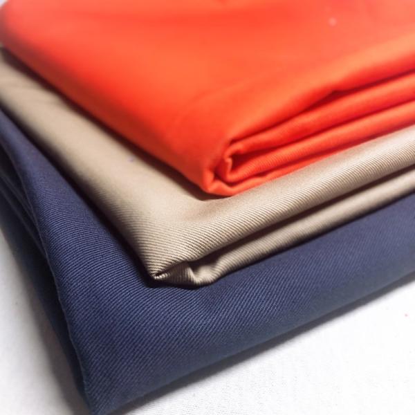 330gsm 100% Cotton Twill FR Woven Fabric For Fire Retardant Appreal EN11612