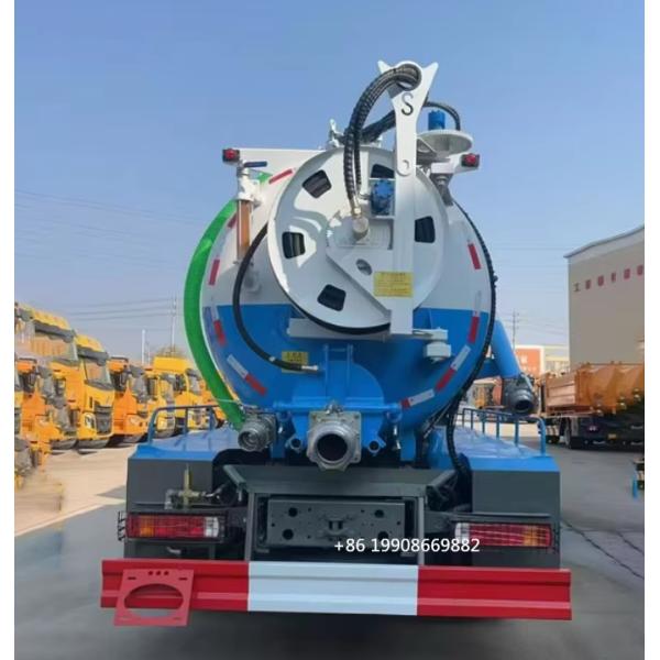 HOWO 4x2 Driver 10000L Sewage Suction Truck with Vacuum Pump for Sucking Waste Water Vacuum Sewer Tanker Suction Truck