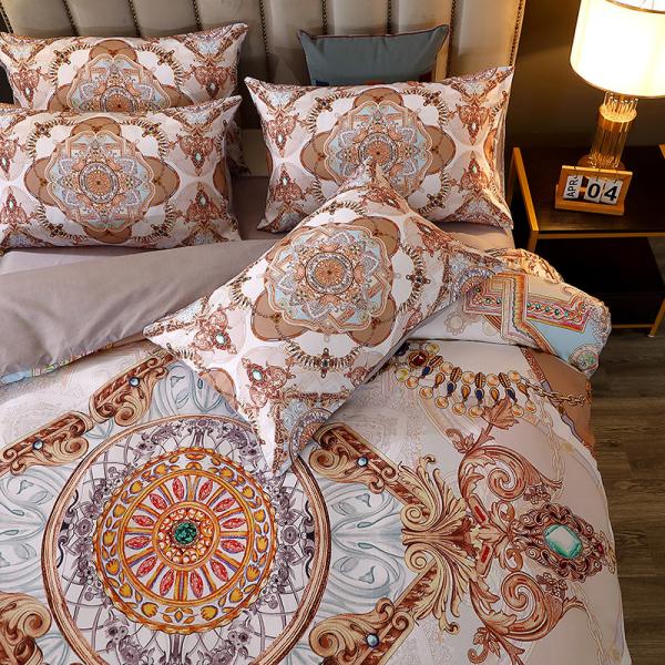 Digital Printing Bedding Set with Polyester Comforter Cover and Luxury Bed