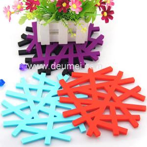 Cheap FDA New Arrival Bird Nest Heat Protection Table Mat/Non Stick Silicone Table Mat for sale