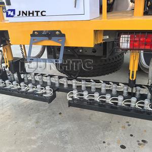 HOWO 4X2 Road Construction Trailer Asphalt Distributor Truck With Spray Bar For
