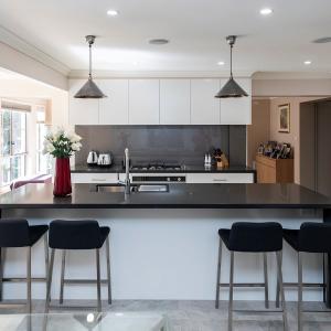 Cheap White Flat Lacquer Kitchen Cabinet Small Modular Design Modern for sale