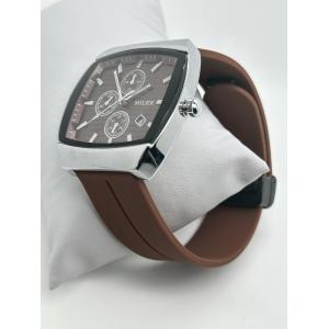 Customized Quartz Wrist Watch with Luminous Hands Band for Men with Long Battery