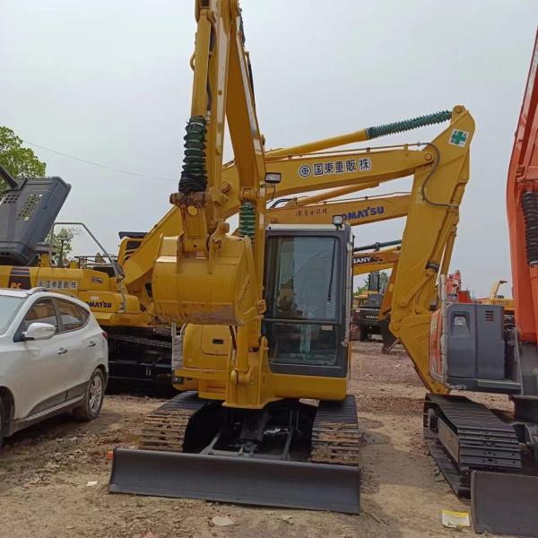 Komatsu PC56-7 Used Excavator with 0-2000 Working Hours and Original Hydraulic Valve