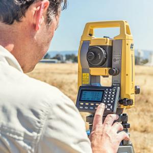 Japan Topcon GM-105 Total Station Non Prism Distance 1000m Surveying Instrument