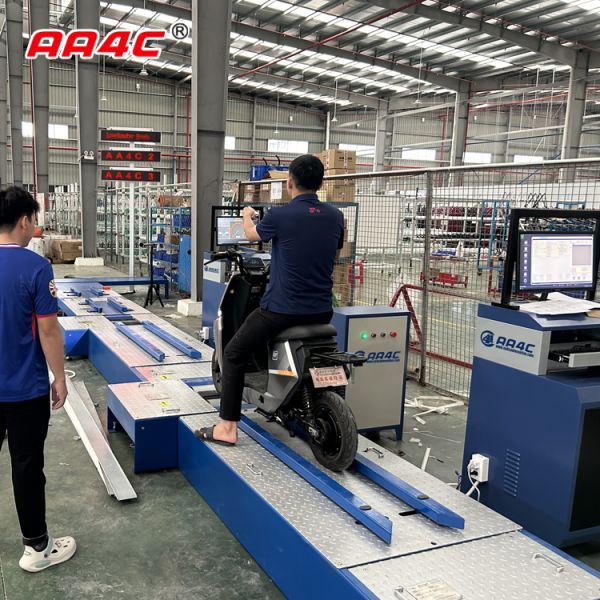 Deliver to VN 2-wheeled motorcycles Centralized testing line include brake force axle load speedometer clamping wheel alignment headlight tester noise