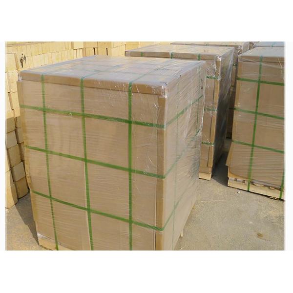 Standard Insulating High Alumina Brick / Low thermal conductivity heat Resistant Bricks