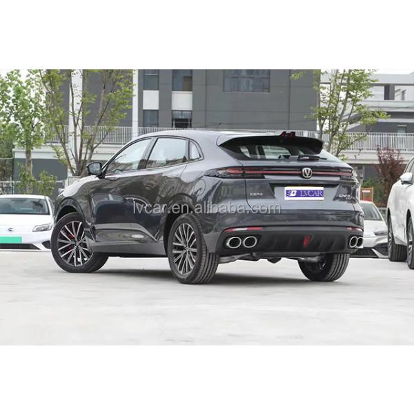 Single Motor RWD 2024 Changan Uni-k SUV with 5-door 5-seat Body Structure