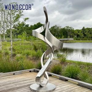China Large forged metal shaped twisted geometric stainless steel sculpture in the park on sale
