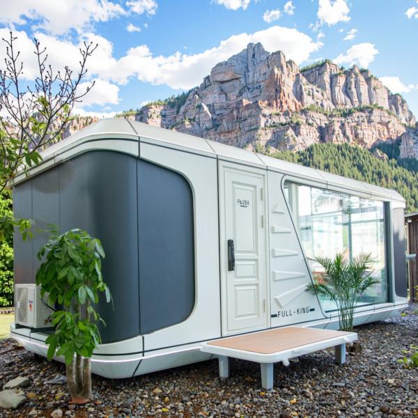 Customizable Fuqian Space Capsule Offers Unprecedented Accommodation Experience