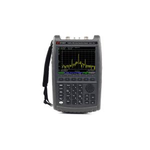 Keysight N9961A FieldFox 44 GHz Handheld Microwave Spectrum Analyzer with 105 dB