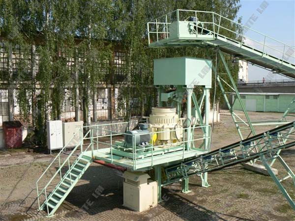Mine Gold Quarry Spring Cone Crusher Wear Resisting Low Energy Consumption