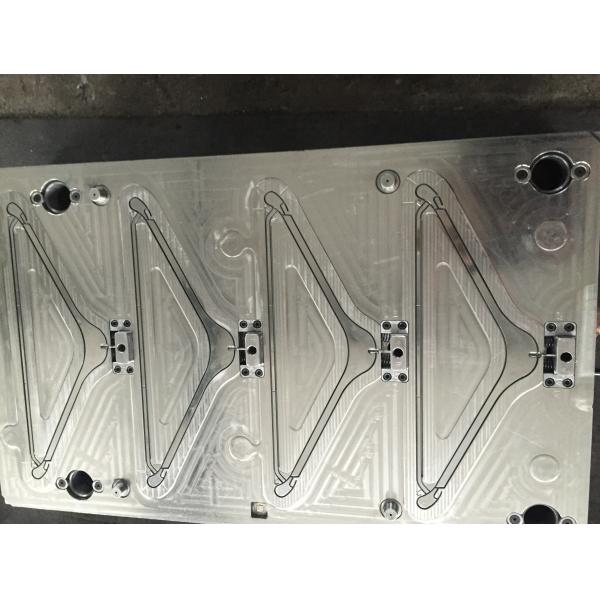 Quality Fully automatic hot runner system Plastic Injection Molding Machine for hangers wholesale