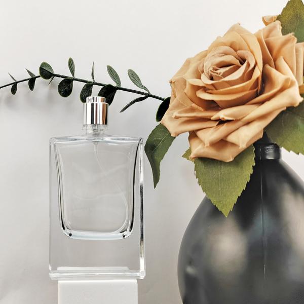 Flat Square Glass Perfume Bottle 50ml 30ml 100ml Empty Bottle with Box Elegant Design