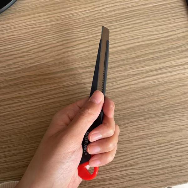 Retractable Utility Knives With SK2 Steel Blades For Car Films And Plastic