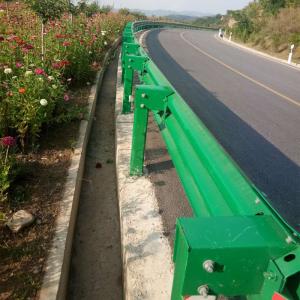 Galvanized Q235 Q345 Thrie Beam Traffic Barrier for AASHTO-M180 Road Guardrail