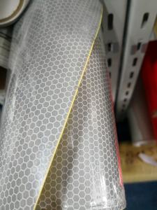 China Printable Honeycomb Reflective Vinyl Sticker Thickness 300mic on sale