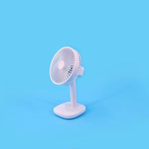 Air Circulation Bedroom Table Fan 4.1m/S High Speed Rechargeable