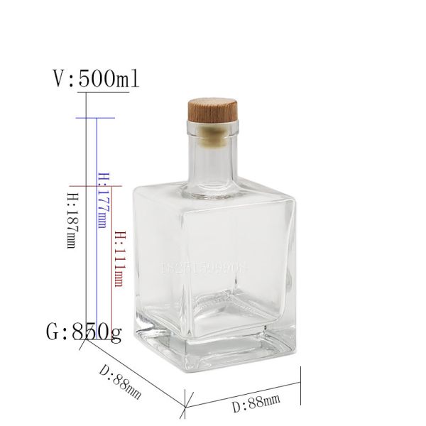 500ml Square Clear Glass Wine Bottles Glass Liquor Bottle With Cork Anti Skid