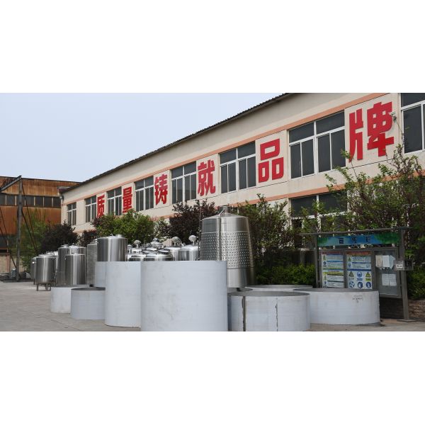 Semi - Automatic Beer Brewing Equipment Red Copper Brewhouse System In Bar