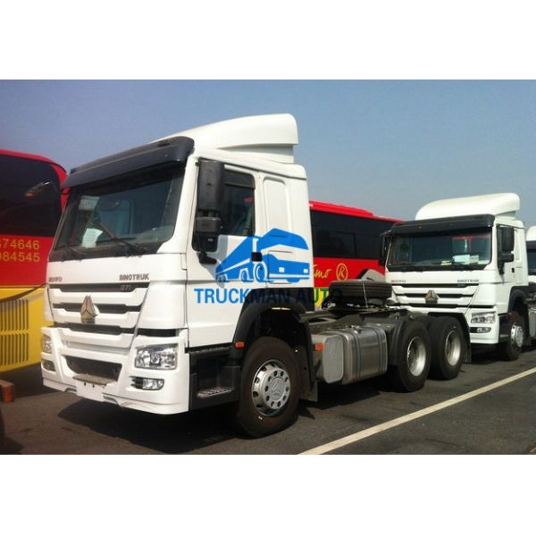 Sinotruk Howo Prime Mover Truck 10 Wheel With 420hp Big Horsepower Engine