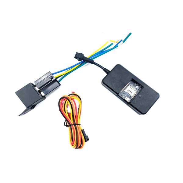 ACC GSM 200mAh EDGE Car GPS Tracker With Free Tracking Mobiles App