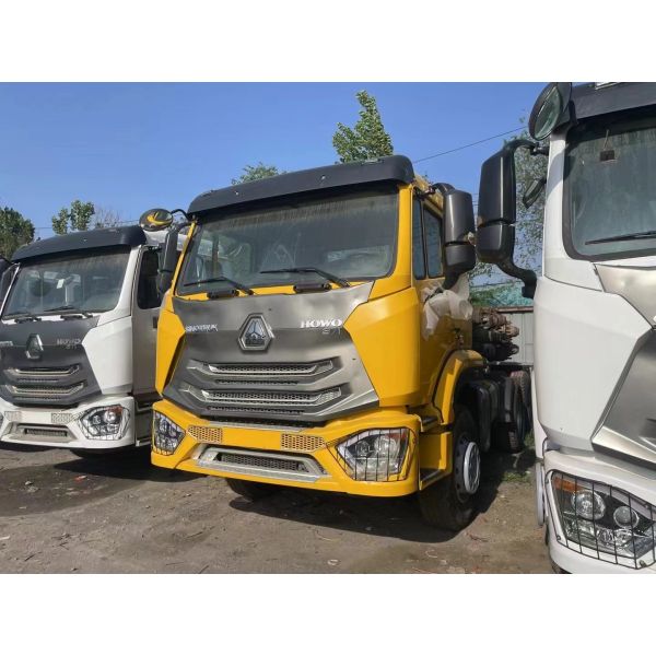 Used HOWO 371 hp Tractor Head good condition